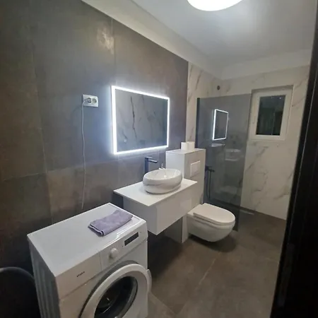 Dean Apartment